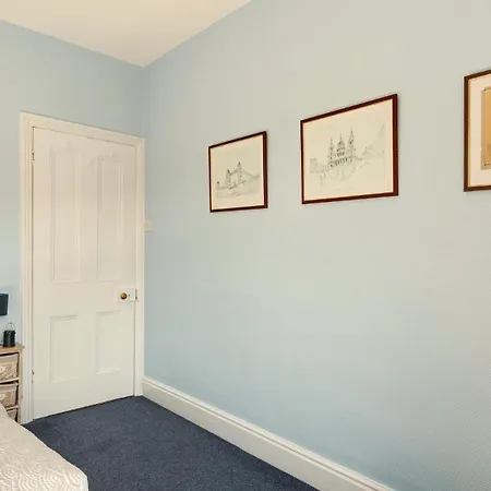 Hébergement de vacances 3 Bed In Oc-lr197 *