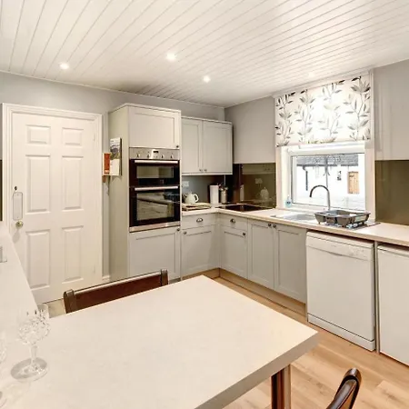3 Bed In Oc-lr197 Tatil Evi