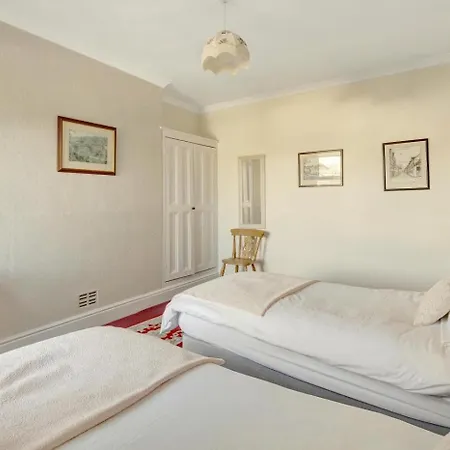 Tatil Evi 3 Bed In Oc-lr197 *